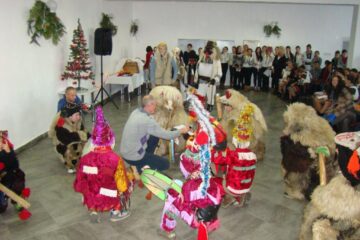 „Tradiții și obiceiuri de iarnă” la Colegiul Tehnic ,,Samuil Isopescu”