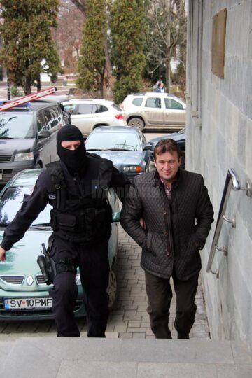 Agentul-șef Ilie Pârghie, șotul primăriței din Voitinel