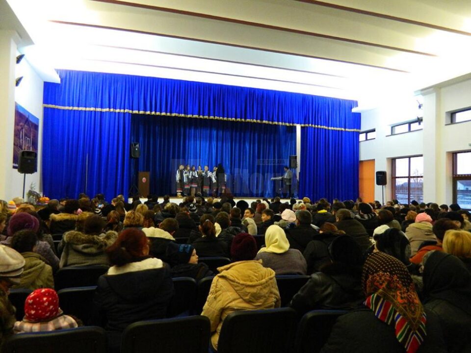 Concert de colinde, ediția I, la Mitocu Dragomirnei