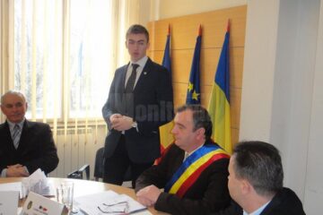 Luca-Marius Ciubotaru, a primit, ieri după-amiază, titlul de Cetățean de Onoare al municipiului Rădăuți