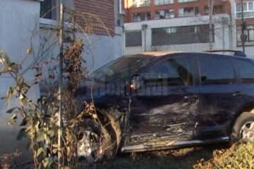 Touaregul Prefecturii a fost proiectat în balconul de la parterul unui bloc de pe strada Bistriței