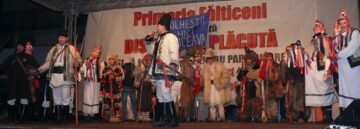 Datini și obiceiuri de iarnă, prezentate la Fălticeni
