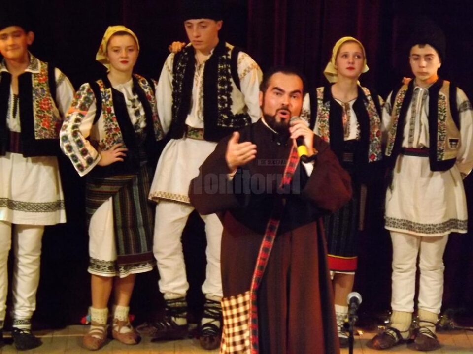 Preotul paroh Mihai Cobziuc, de la Biserica „Sf. Ilie” - Dărmănești II, invitat special la Festivalul „Florile dalbe” de la Cernăuți