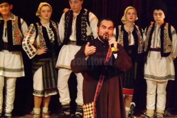 Preotul paroh Mihai Cobziuc, de la Biserica „Sf. Ilie” - Dărmănești II, invitat special la Festivalul „Florile dalbe” de la Cernăuți