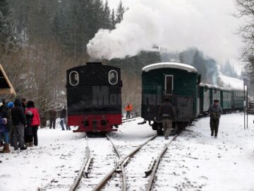 Mocănița a atras turiștii la Moldovița
