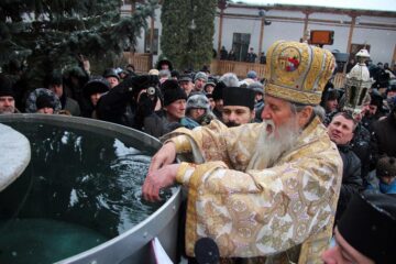 Apa pentru Agheasma Mare se sfințește o singură dată pe an, de sărbătoarea Bobotezei