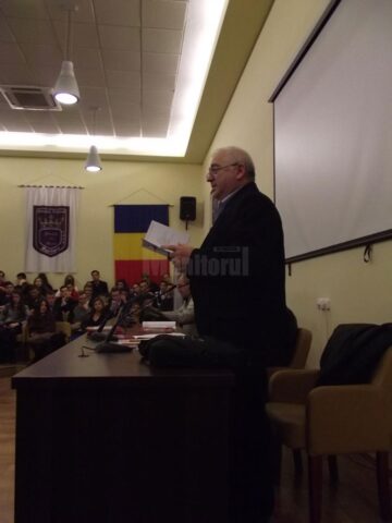 „În custodia timpului real” și „Tâlcuitorul de semne”, la Colegiul Național „Ștefan cel Mare”