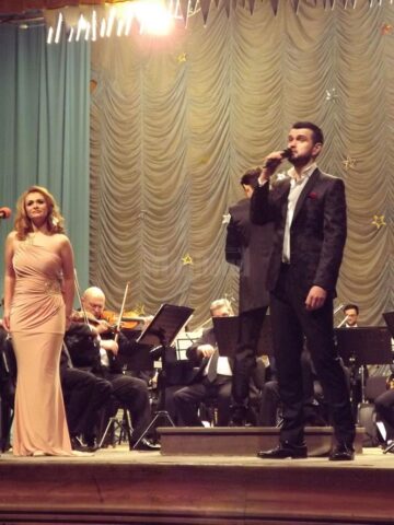 Soprana Mediana Vlad si tenorul Vlad Mirita, intr-un duet emotionant pe scena Casei de Cultura Suceava