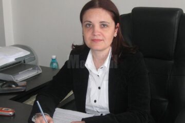 Anda Sălăgean a arătat că 19.990 de carduri de sănătate au fost returnate la sediul CAS Suceava și urmează să fie înmânate beneficiarilor, la cerere