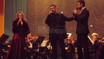 Bogdan Vladau, flancat de Mediana Vlad si Vlad Mirita, si-a incercat vocea ca tenor, cu piesa O sole mio