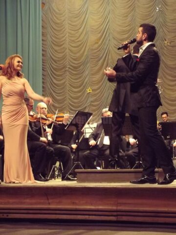 Soprana Mediana Vlad si tenorul Vlad Mirita, intr-un duet emotionant pe scena Casei de Cultura Suceava