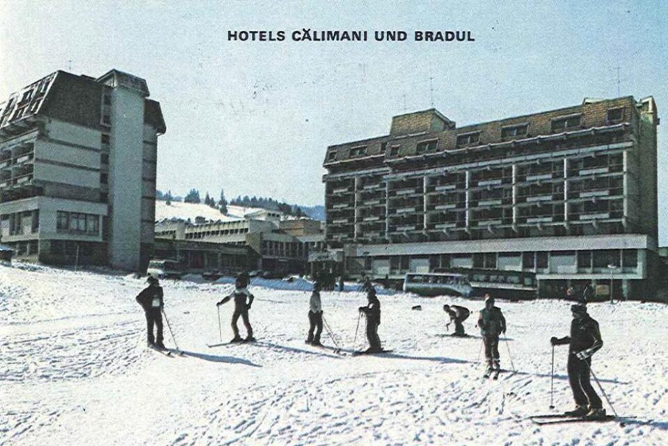 Hotelurile Bradul si Călimani au atras un număr foarte mare de turiști înainte de 1989. Foto: Dorna – Watra Hotelurile Bradul si Călimani au atras un număr foarte mare de turiști înainte de 1989. Foto: Dorna – Watra