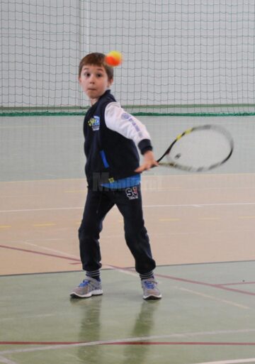 Zeci de participanți la primul Turneu “Tenis 10” organizat la Fălticeni
