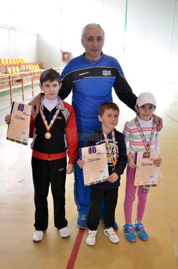 Zeci de participanți la primul Turneu “Tenis 10” organizat la Fălticeni