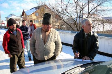 Săteni revoltați din cauza exploziilor provocate între case de o firmă de prospecțiuni geologice