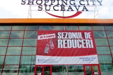 Magazinele din marile centre comerciale vin cu reduceri de până la 80%, din 15 ianuarie