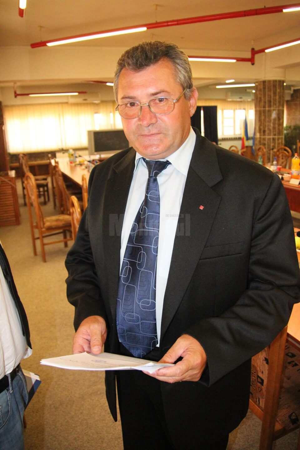 Viceprimarul Gavril Vîrvara
