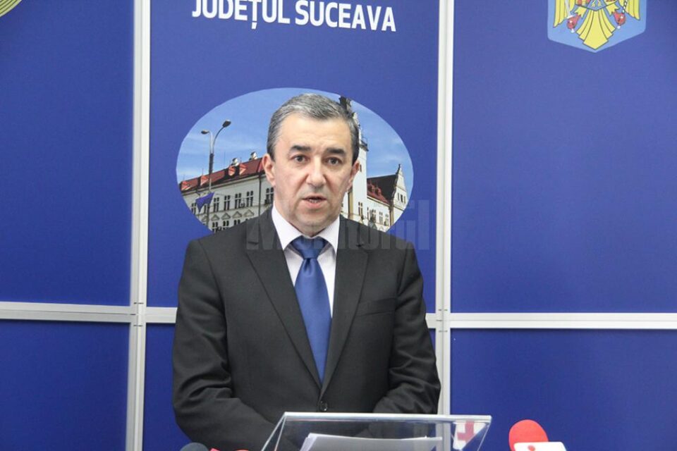 Florin Sinescu: „Constructorii estimează că la sfârșitul lunii se finalizează întregul tronson” Florin Sinescu: „Constructorii estimează că la sfârșitul lunii se finalizează întregul tronson”