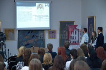 Mihai Eminescu, omagiat de elevii Colegiului Național „Spiru Haret”