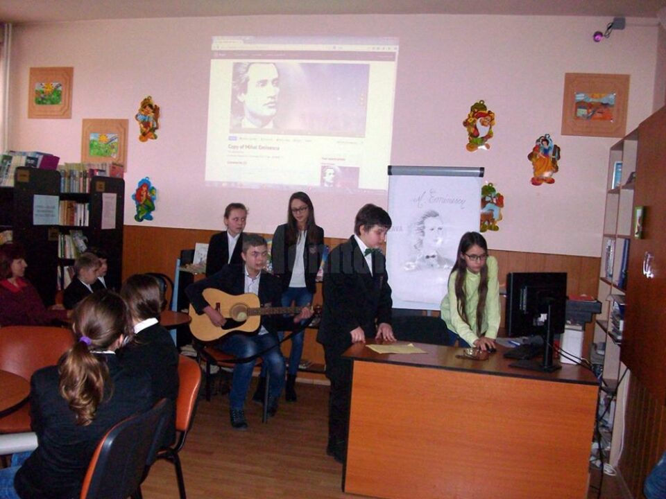 Dor de Eminescu la Școala Gimnazială „Bogdan Vodă”