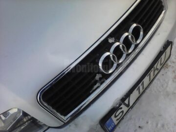 Autoturismul Audi implicat în accident