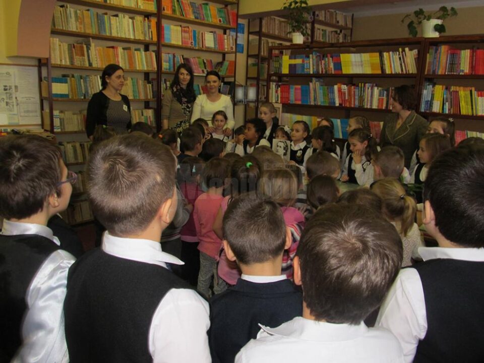 Activități dedicate poetului Mihai Eminescu, la Școala Gimnazială ,,Miron Costin”