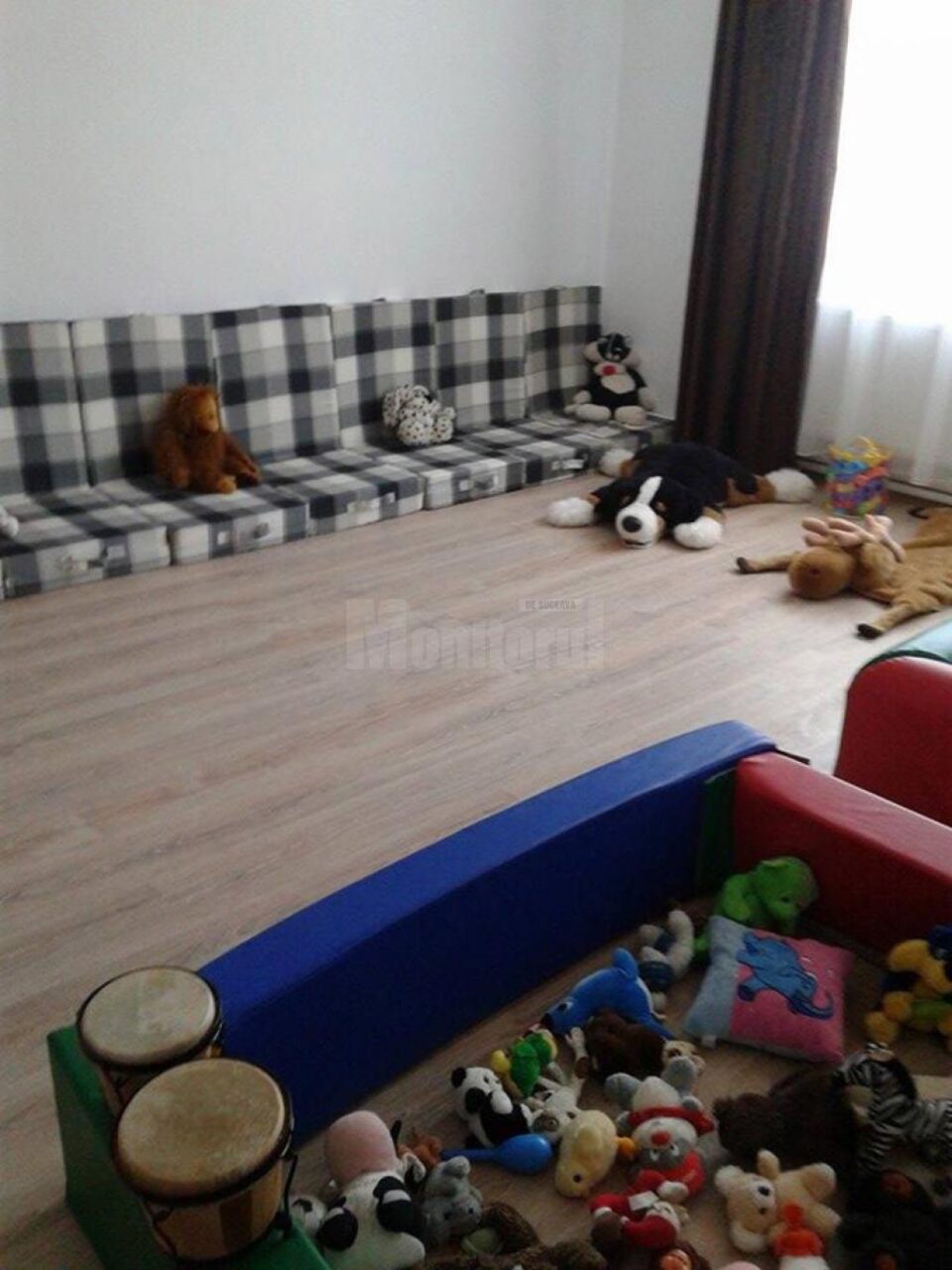 Investiția în valoare de circa 200.000 de lei s-a realizat cu sprijinul Consiliului Județean Suceava Investiția în valoare de circa 200.000 de lei s-a realizat cu sprijinul Consiliului Județean Suceava