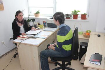 Pe unii studenți stresul sesiunii îi trimite la psiholog