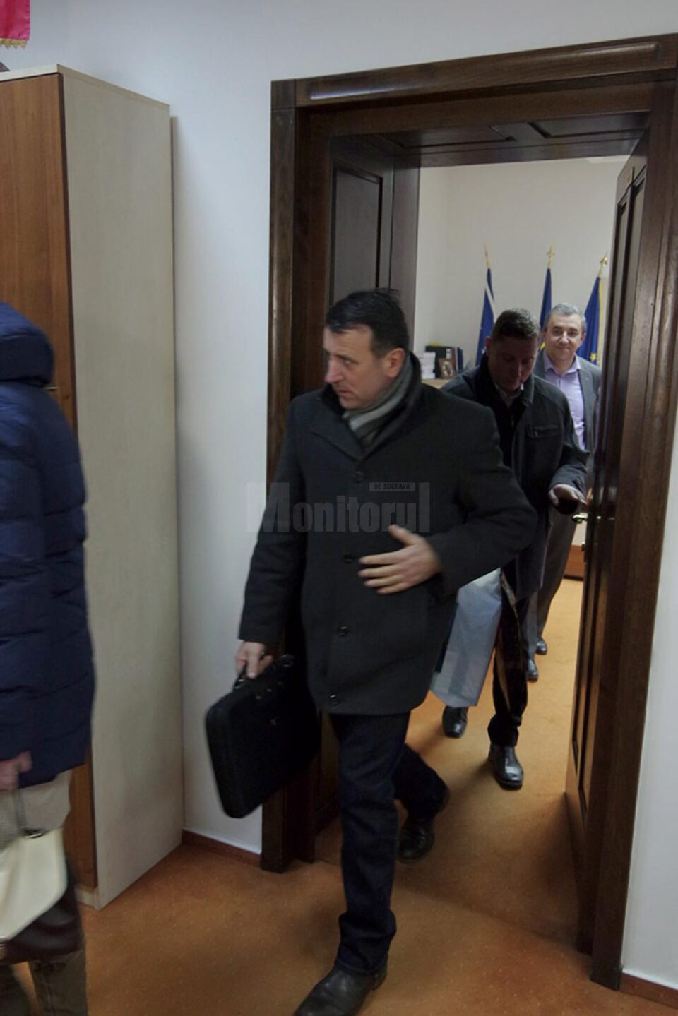 Prefectul Sinescu îi conduce pe procurorii DNA