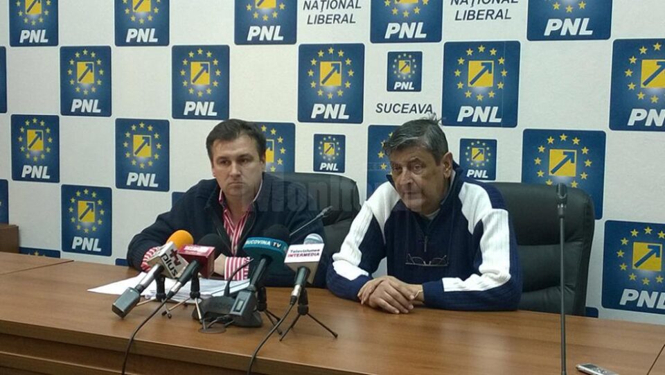 Consilierul local independent dr. Liviu Cîrlan și consilierul județean PNL dr. Cristian Irimie Consilierul local independent dr. Liviu Cîrlan și consilierul județean PNL dr. Cristian Irimie