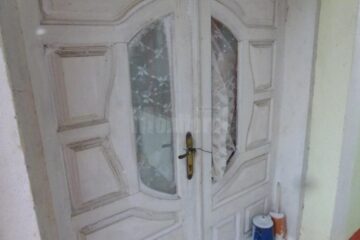 Hoții pătrundeau în case prin spargerea sau forțarea ușilor sau a geamurilor