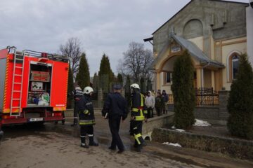 Incendiu la Biserica penticostală din Mitocu Dragomirnei