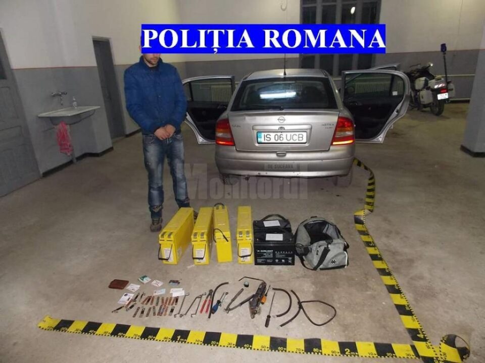 Hoți de acumulatori din relee de telefonie mobilă, prinși de polițiști