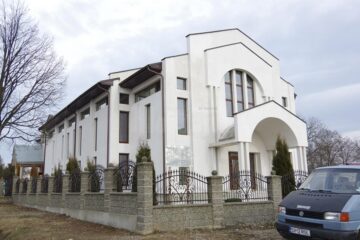 Incendiu la Biserica penticostală din Mitocu Dragomirnei