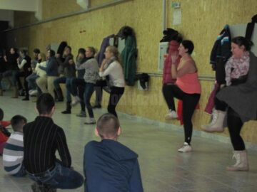 Studenți belgieni, în practică la Centrul Școlar „Sf. Andrei” Gura Humorului