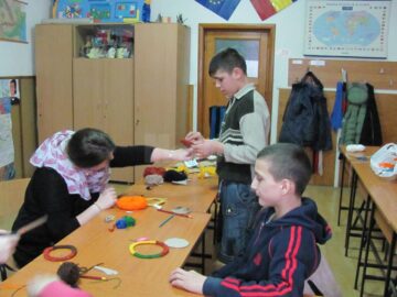 Studenți belgieni, în practică la Centrul Școlar „Sf. Andrei” Gura Humorului