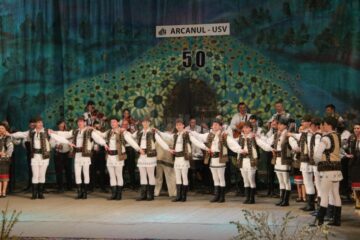Activitate rodnică a Ansamblului artistic studențesc „Arcanul USV” în cel de-al 50-lea an de activitate