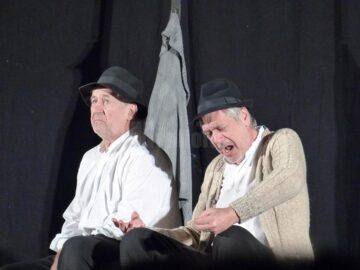 Marcel Iureș și George Mihăiță, cei doi magnifici ai teatrului românesc, aplaudați minute în șir la Suceava