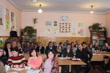 Protocol de colaborare între Liceul din Cajvana și un liceu din Edineț, Republica Moldova