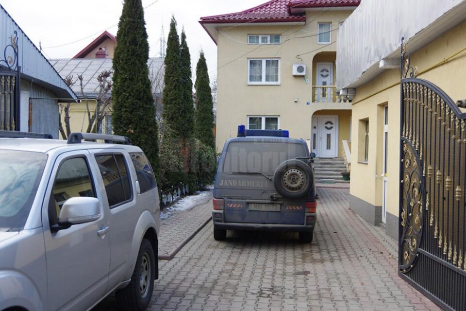 Percheziții la locuința lui Ionuț Vartic, dar și la domiciliul patronului firmei Valea Obcinilor Percheziții la locuința lui Ionuț Vartic, dar și la domiciliul patronului firmei Valea Obcinilor