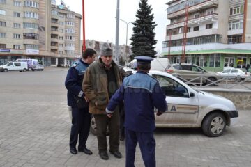 Suspecții au fost duși ieri după-amiază la Judecătoria Fălticeni