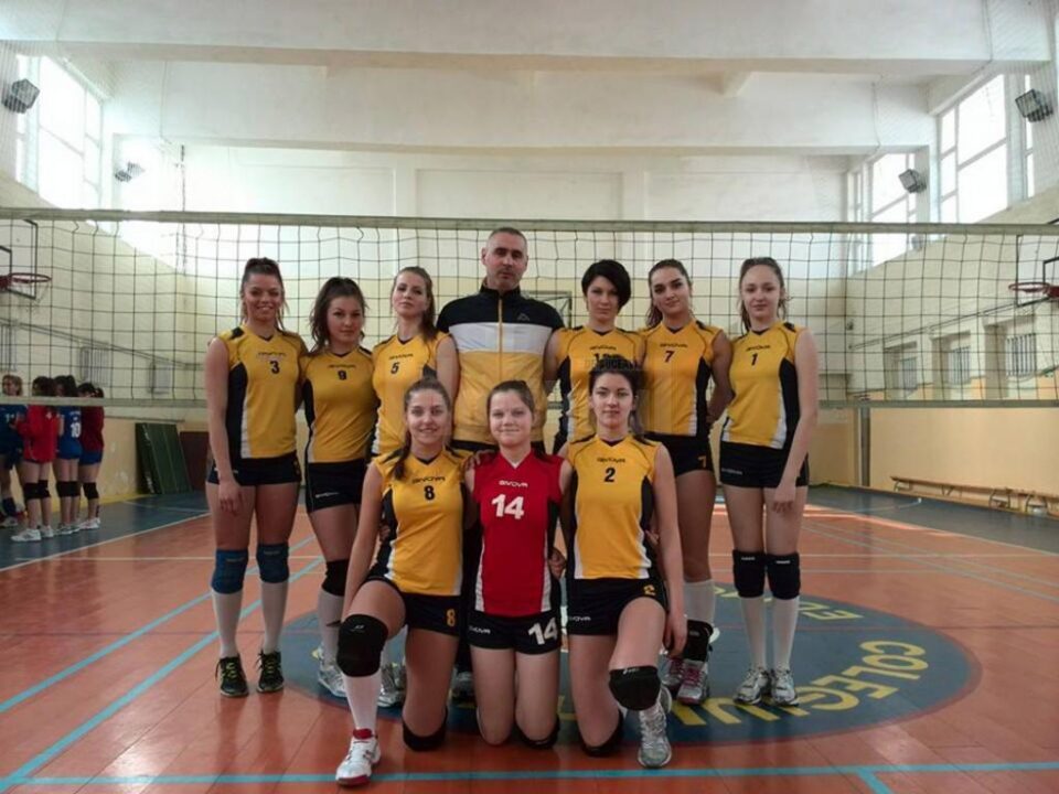 Echipa de volei junioare a LPS Suceava este în grafic pentru calificarea la turneul semifinal Echipa de volei junioare a LPS Suceava este în grafic pentru calificarea la turneul semifinal