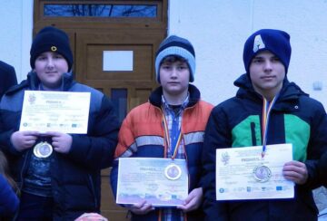 Elevi, profesori, universitari și oameni de știință pasionați de fizică, astrofizică și astronomie, la Tabăra Națională de la Voroneț