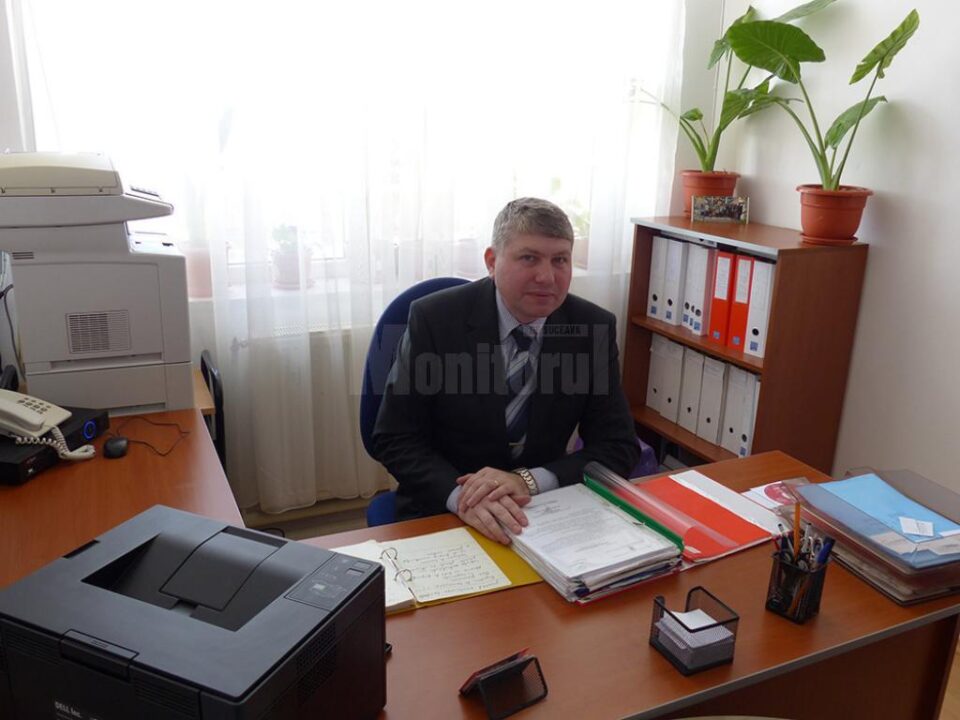 Cătălin Huțu, directorul Școlii Gimnaziale Salcea