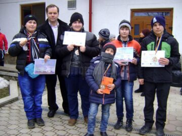 Elevi, profesori, universitari și oameni de știință pasionați de fizică, astrofizică și astronomie, la Tabăra Națională de la Voroneț
