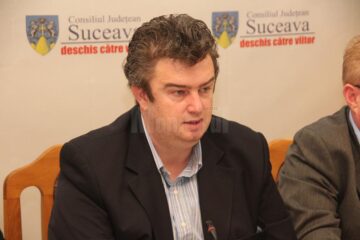 Președintele CJ Suceava, Cătălin Nechifor, precizează că suma totală pentru cofinanțarea celor două proiecte ar fi de 23,79 de milioane de lei