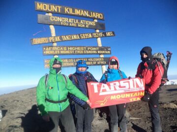 Patru suceveni au ajuns pe Kilimanjaro, acoperișul Africii
