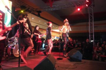 Delia a cântat duminică seara pentru mii de suceveni