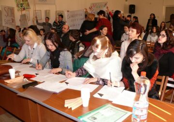 Concursul „Numai poetul…” a reunit nouă școli din județ