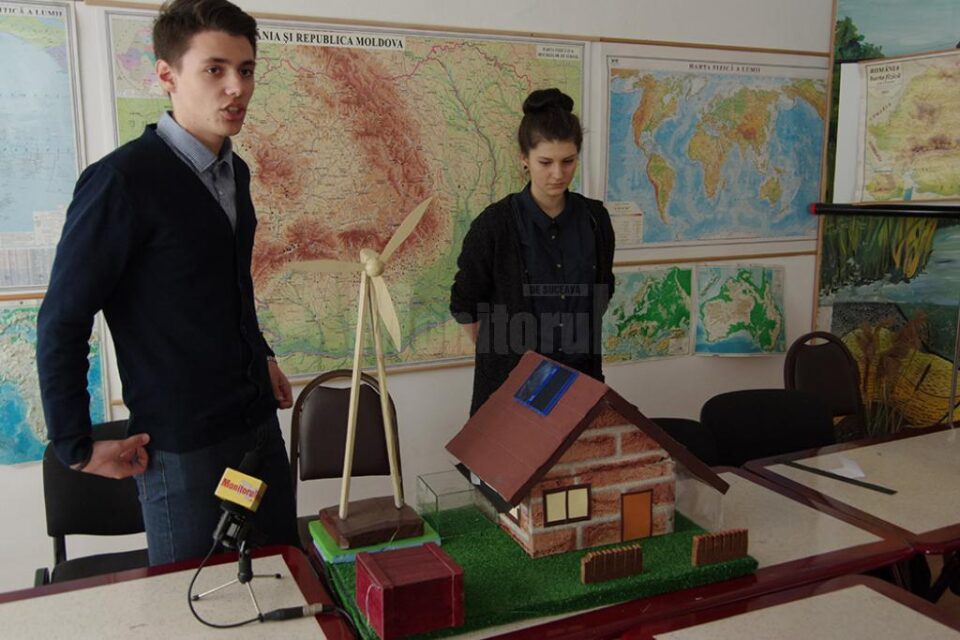 Dimitrie Călin Cielecki și Lorena Davidel propun o casă „verde”, care valorifică surse de energie neconvenționale Dimitrie Călin Cielecki și Lorena Davidel propun o casă „verde”, care valorifică surse de energie neconvenționale